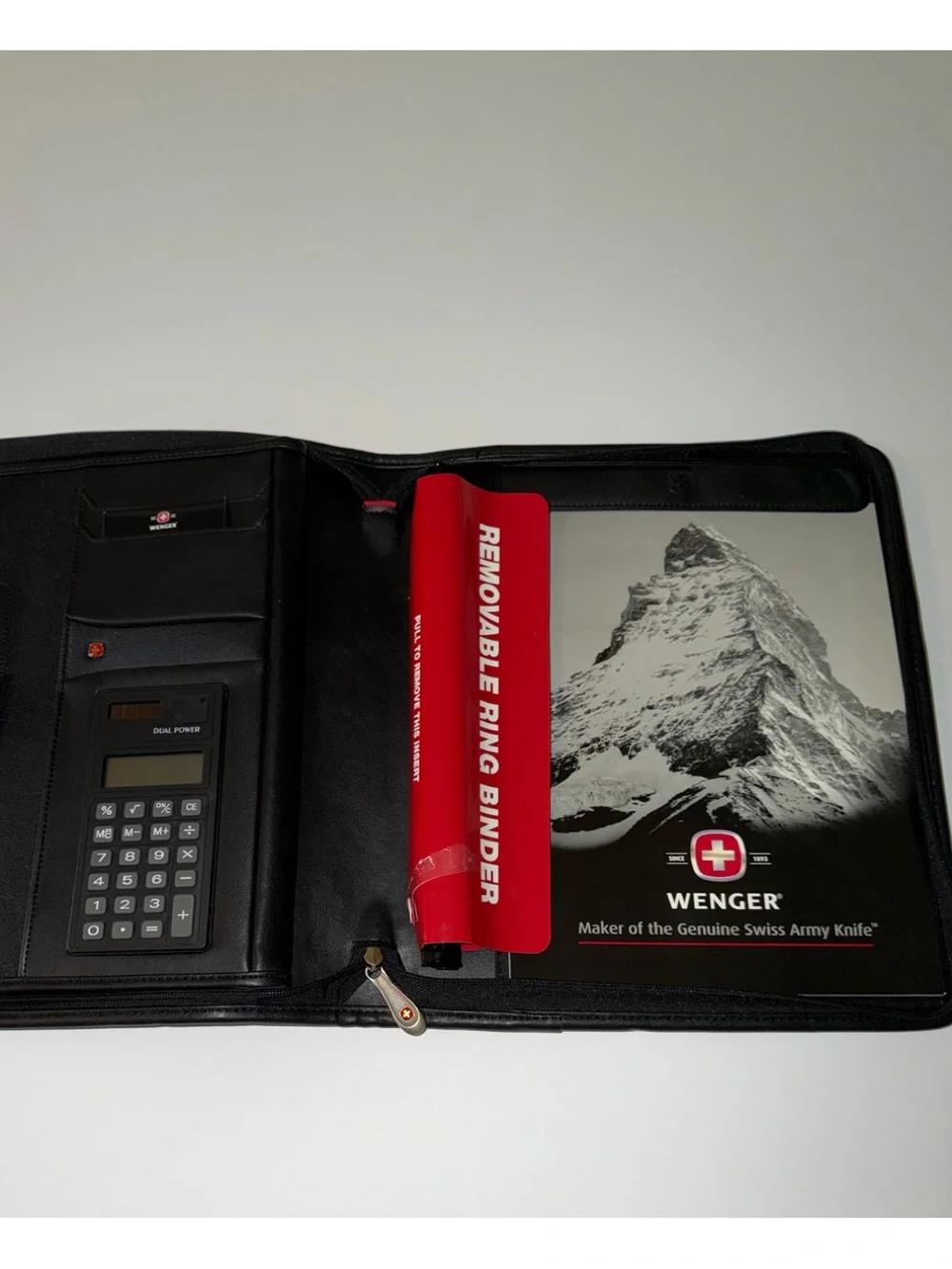 Wenger swiss gear carina A4 ring binder  zip folio/portfolio